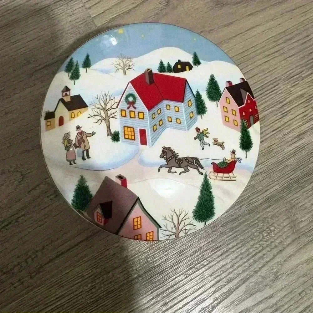 Mikasa Holiday Village Round Porcelain Trinket Box w/Lid Christmas Made In Japan